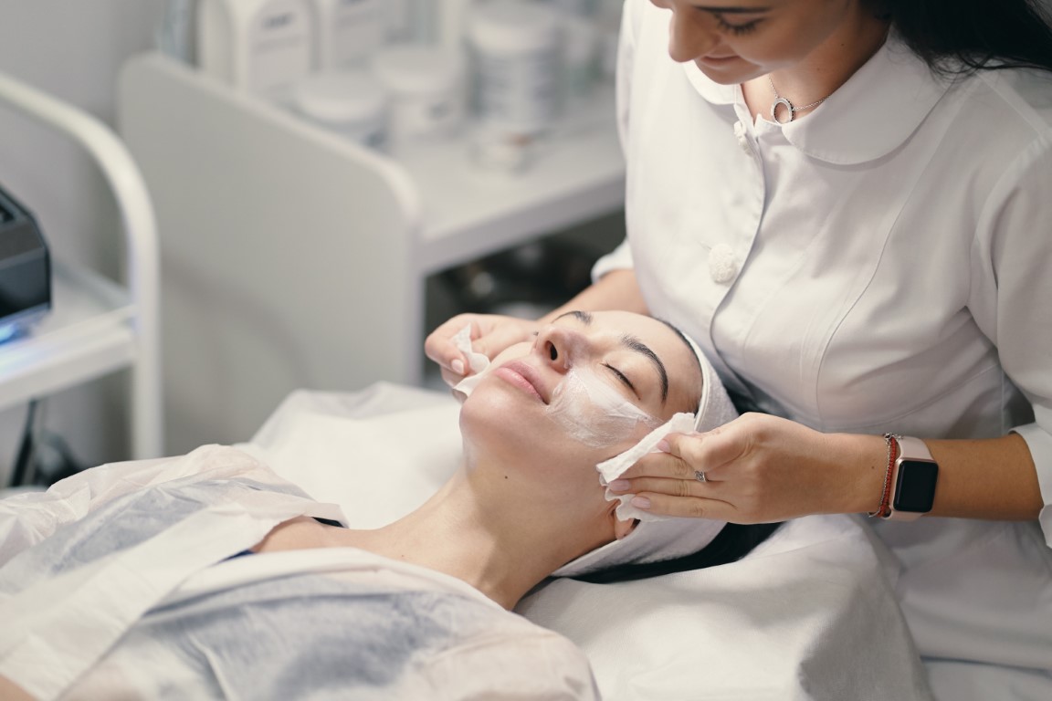 Oxygeneo Facial